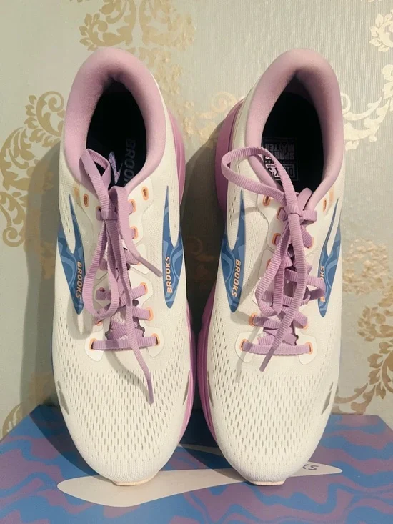 NEW IN BOX Brooks Women’s Ghost 15 Shoes - Picture 7 of 8